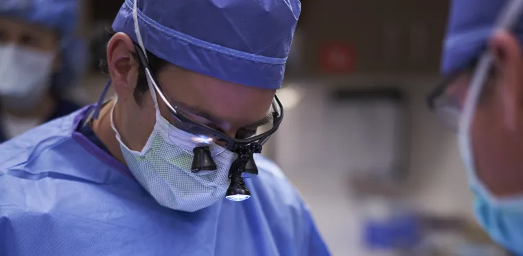 Eye surgeon