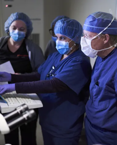 Ophthalmologist Jeffrey Carlisle, MD, and team